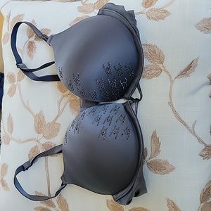 VS bombshell bra